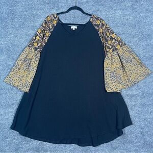 Umgee Womens Med Floral Cheetah Print Waffle Knit Black Bell Sleeve Shift Dress